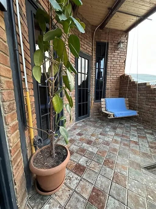 Сity Center Loft Style Apartment Tbilisi